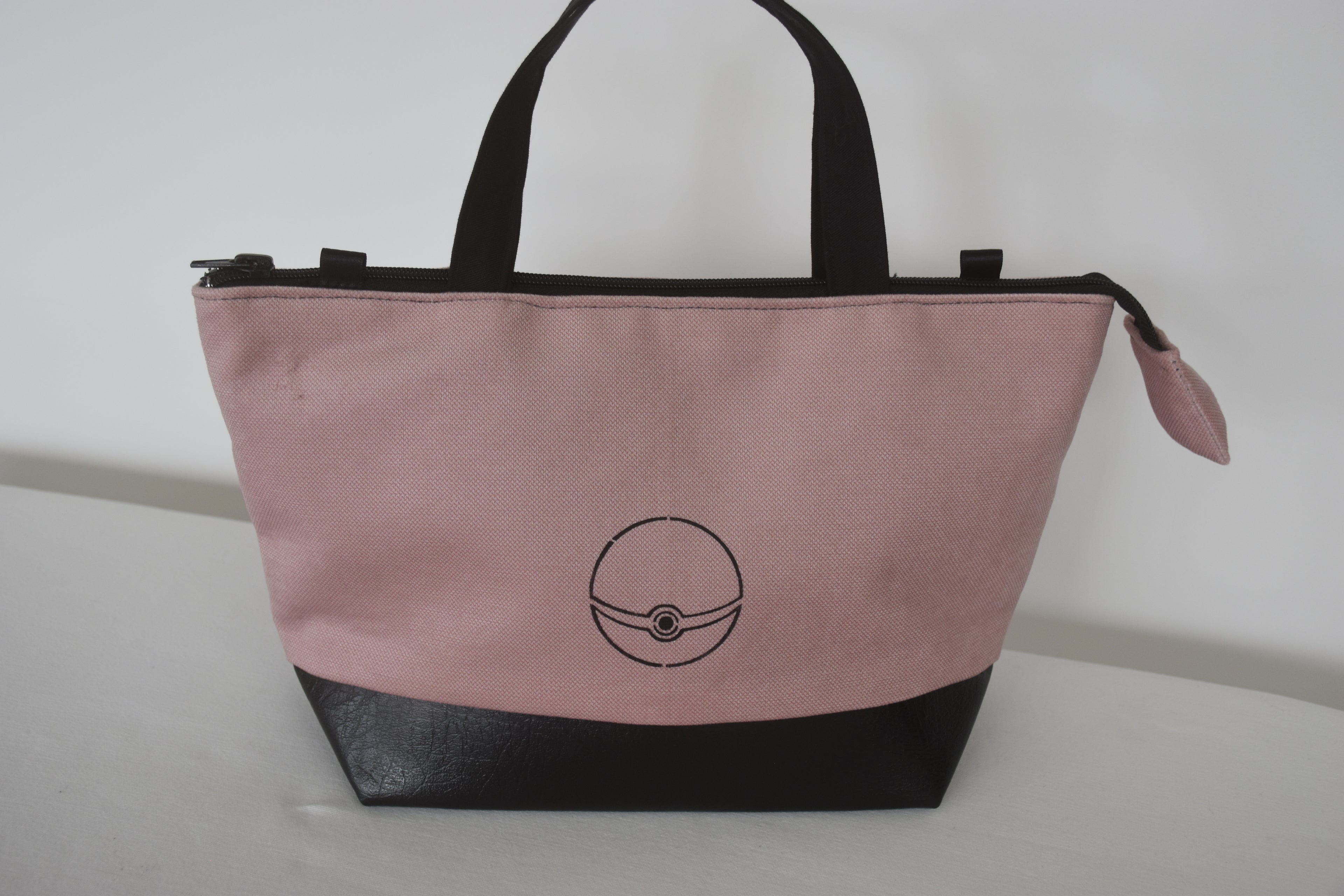 Sac Vanity dessin inspiré de Muy en vieux rose