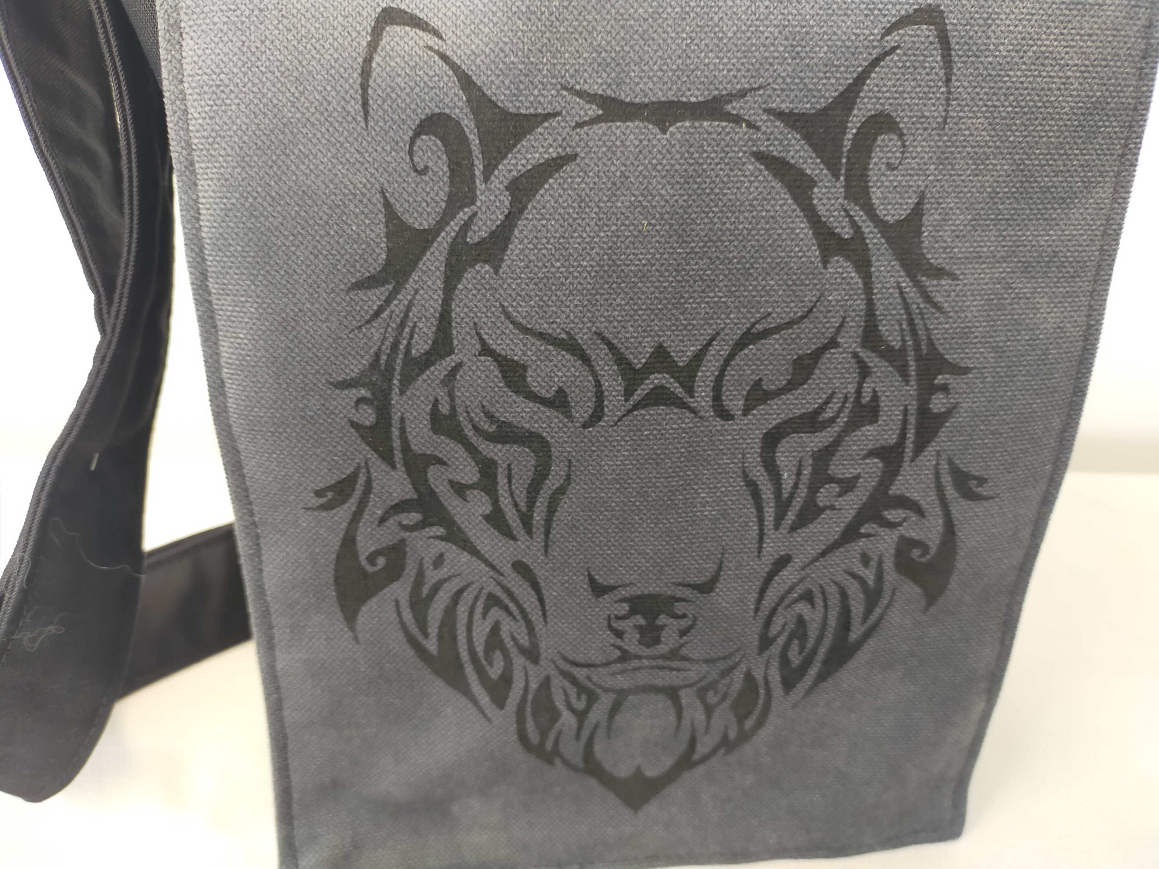 Sacoche Loup Alfa Couleur gris Anthracite